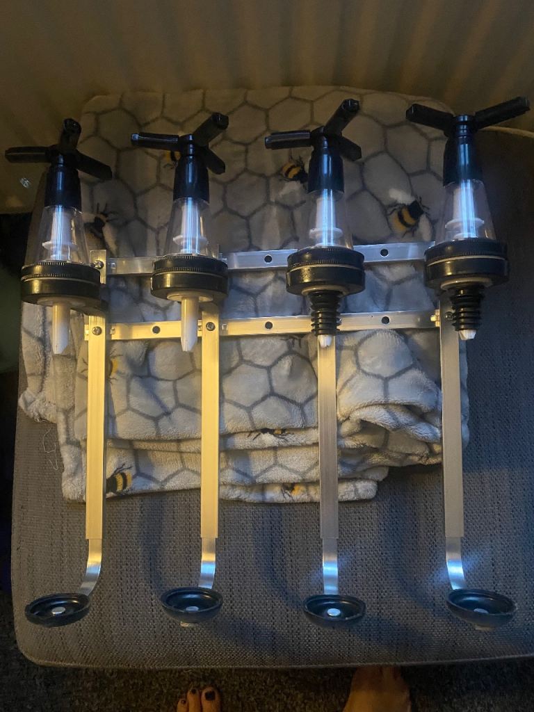 Used 4-Bottle Rotary Drinks Dispenser for Home Bar