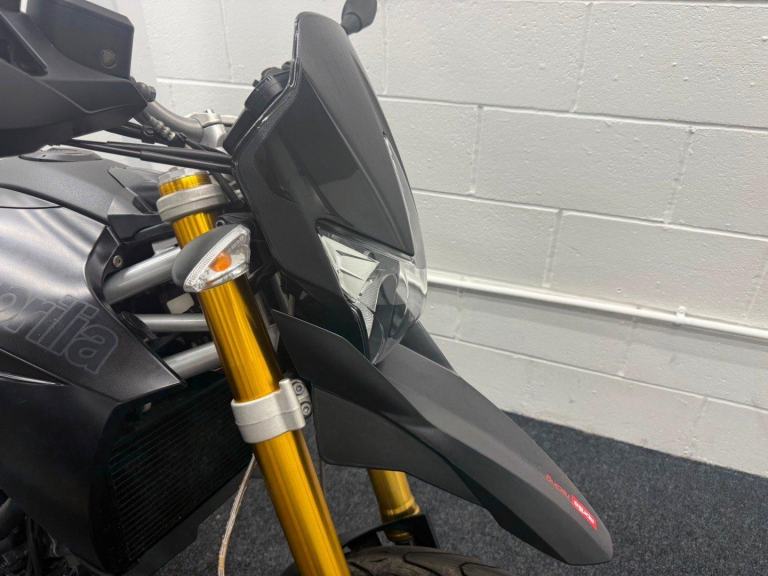 APRILIA DORSODURO 750 ** LOW MILEAGE - JUNE 2026 MOT **