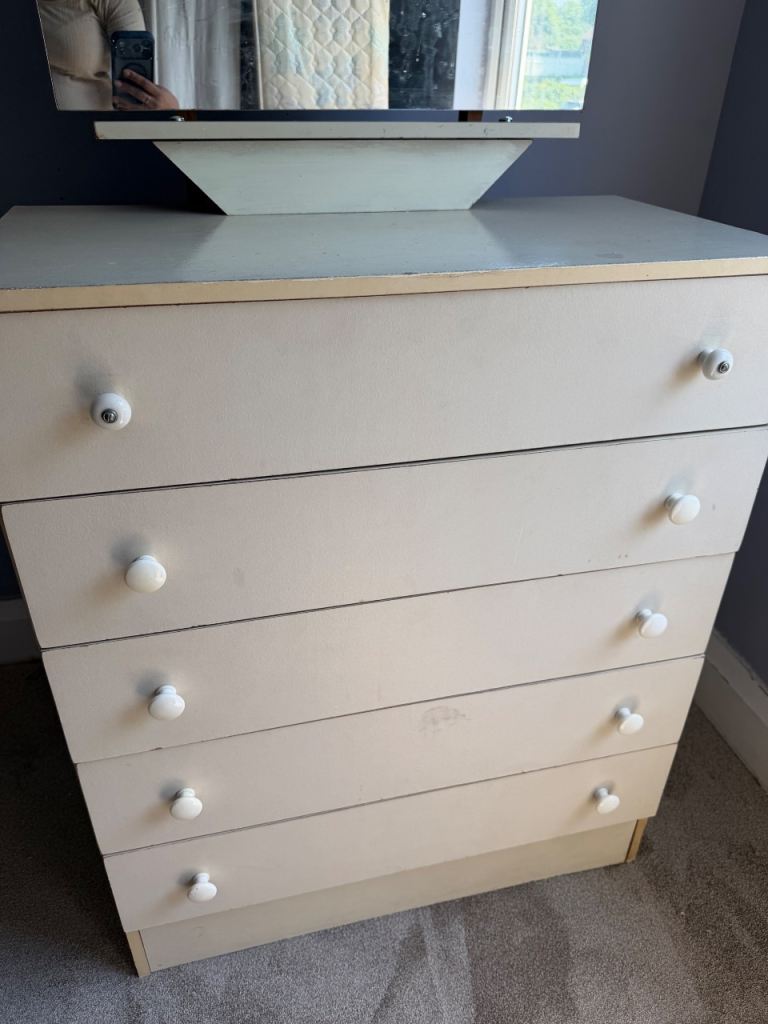 White 5 Drawer Chest of Drawers with Mirror 