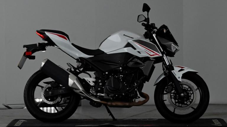 2023 Kawasaki Z400 400 Supernaked Euro 5 Naked Petrol Manual