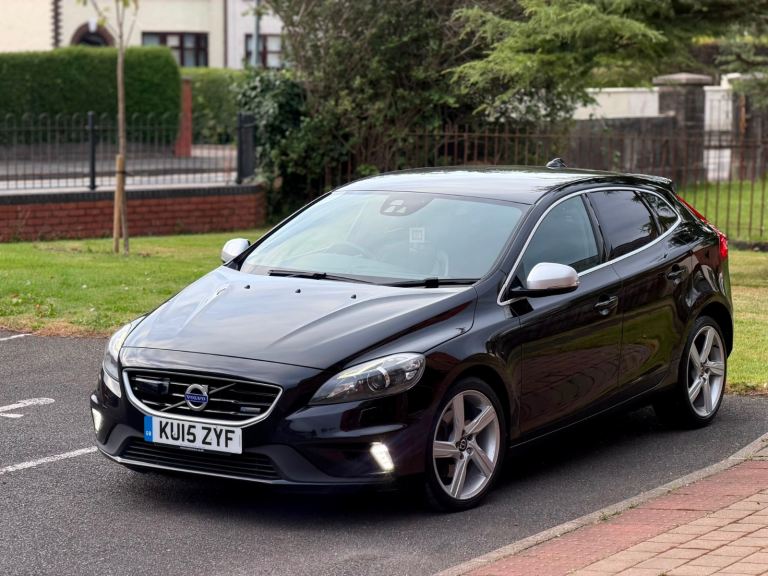 Volvo V40 R-Design Lux Nav  2.0 Diesel (Automatic)130K Miles 2015 Model         
