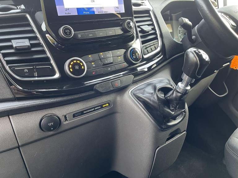 2022 Ford Transit Custom 2.0 320 EcoBlue Limited Crew Van L2 H1 Euro 6 (s/s) 5dr (6 Seat) PANEL V...