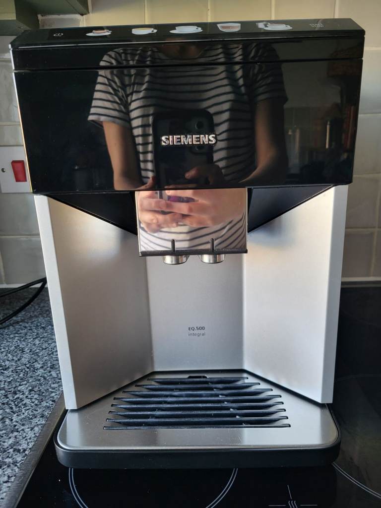 Siemens EQ500 Bean to Cup Coffee Machine