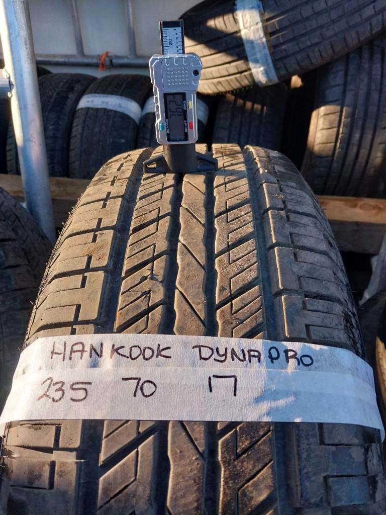 Part worn tyres Hankook 235 70 17 - set of 2