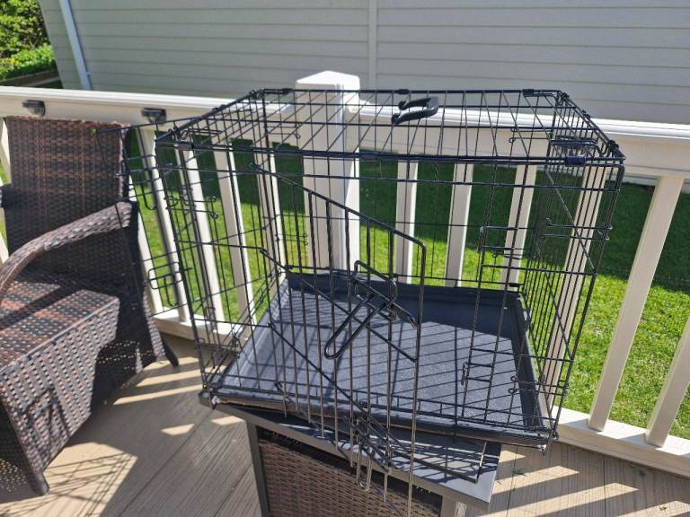Dog crate 