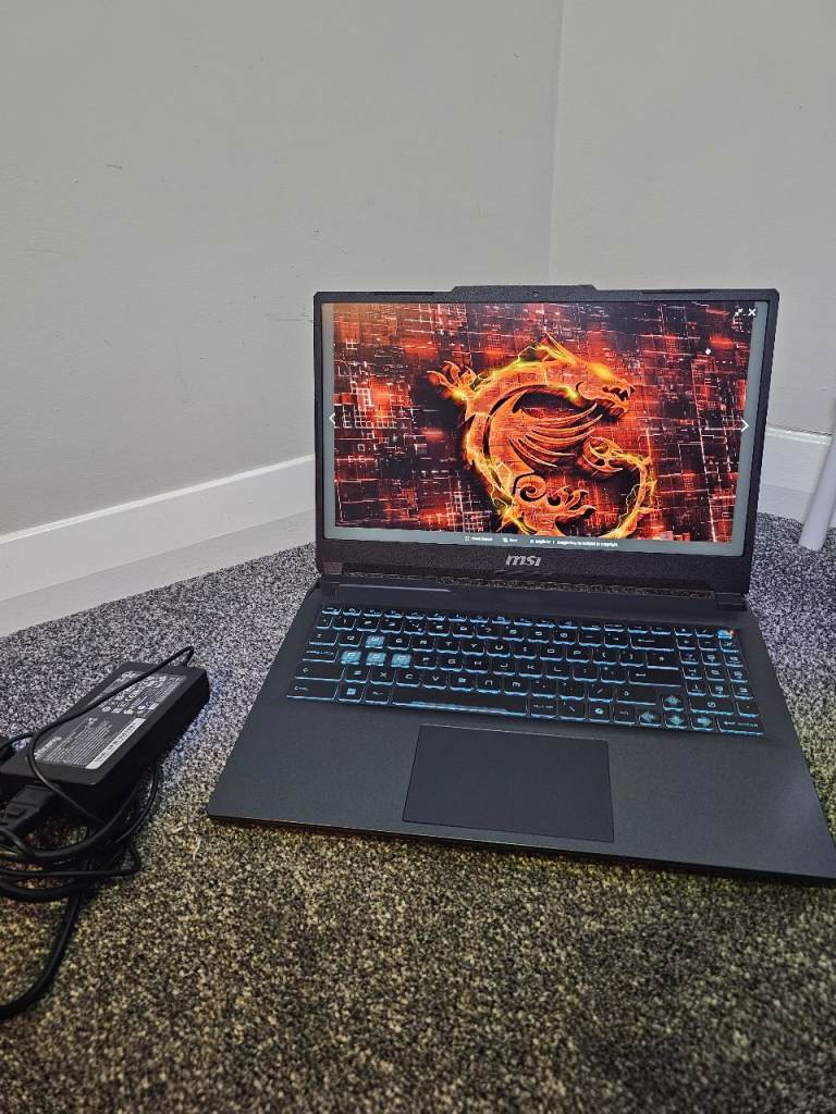 Msi cyborg 13th gen rtx i5 rtx 3050 gaming laptop like brand new