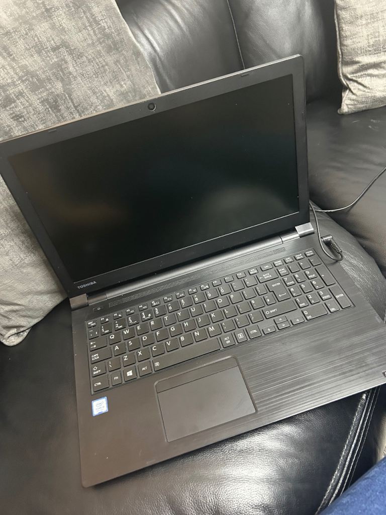 Toshiba Dynabook Laptop | Intel i3-8130U | 16GB RAM | 128GB SSD | Windows 10