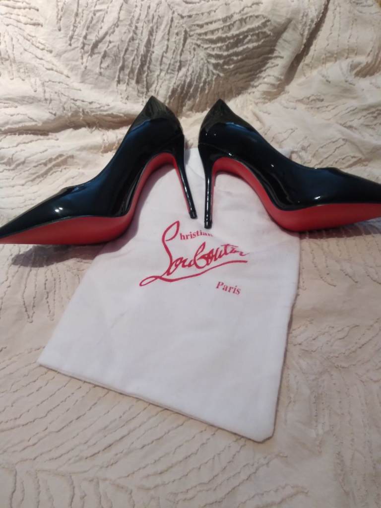 Brand new never worn Size 6.5 Christian Louboutin heels 
