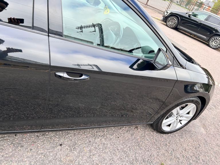 Seat, LEON, Hatchback, 2018, Semi-Auto, 1968 (cc), 5 doors