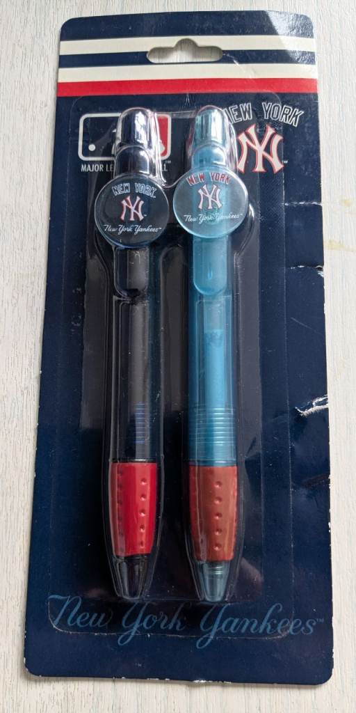 Official 2005 New York Yankees Pen Set Vintage MLB Stationery