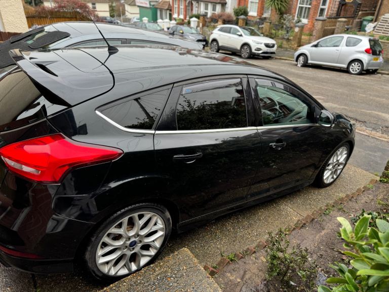 Ford, FOCUS, Hatchback, 2015, Manual, 999 (cc), 5 doors