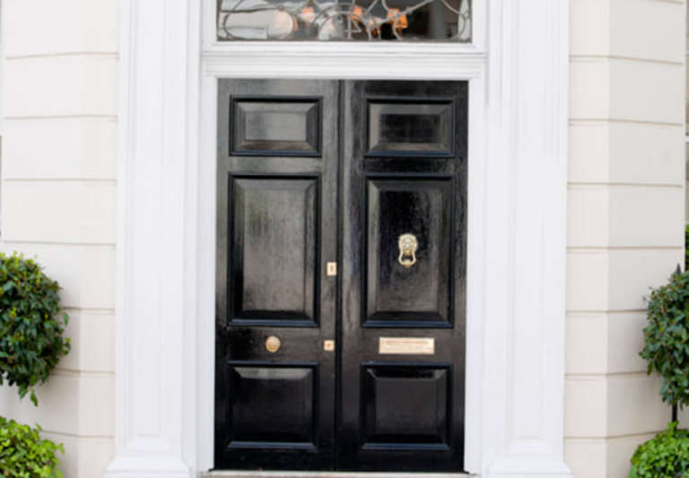 4 to 26 Person Private Office Suites to rent in *Mayfair*, Central London W1