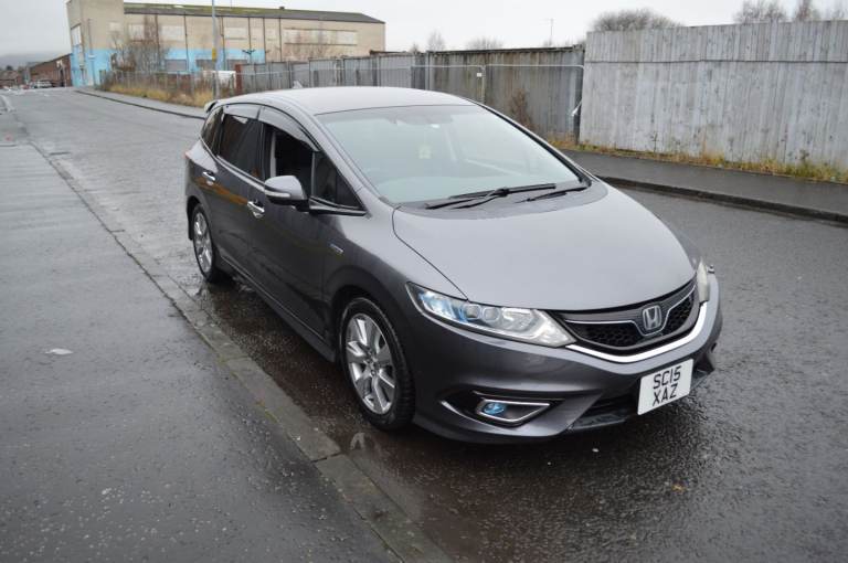 Honda Jade HV X*HSENSING. Automatic. 6 Seater. 1.5 Hybrid