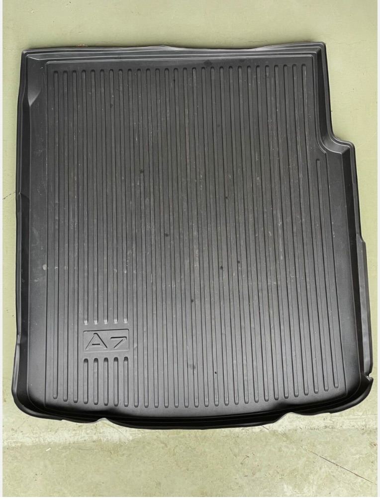 Audi A7 Boot Liner / Cover 