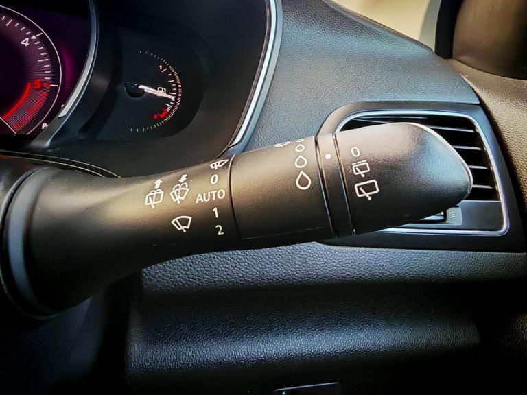 2019 Renault Megane 1.5 Blue dCi 115 Iconic 5dr ESTATE DIESEL Manual