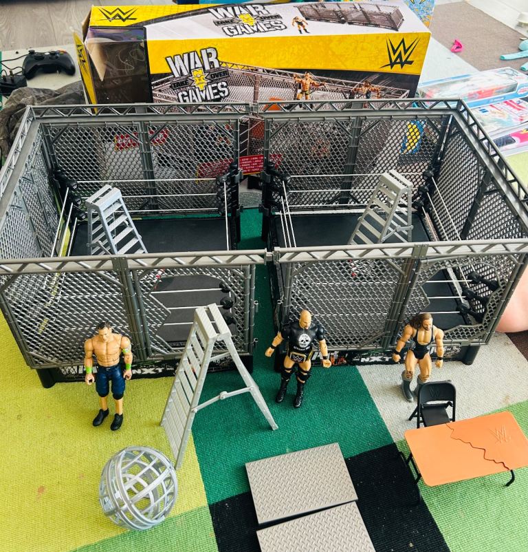 WWE Survivor series war games take over, double ring, cage, figures & extras BOXED 