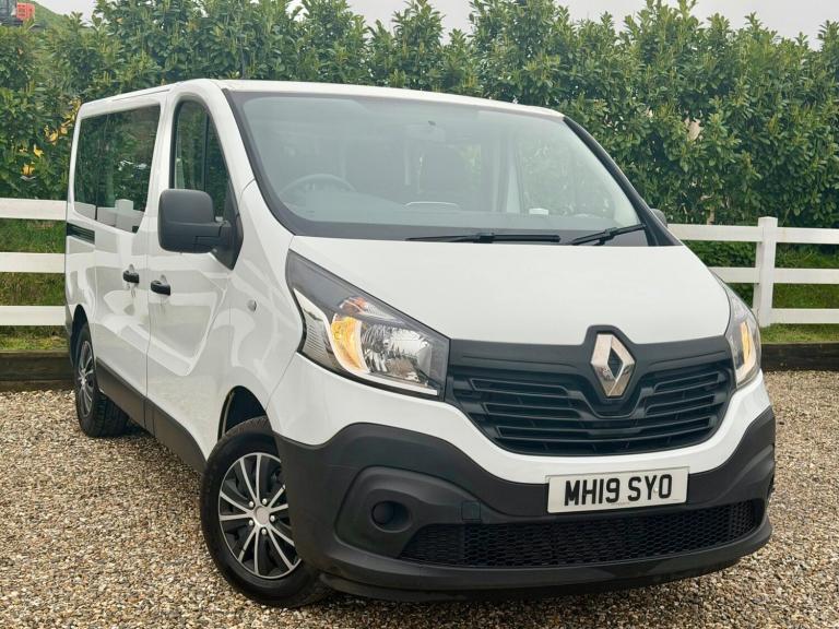 2019 Renault Trafic SL27 ENERGY dCi 120 Business 9 Seater MPV DIESEL Manual