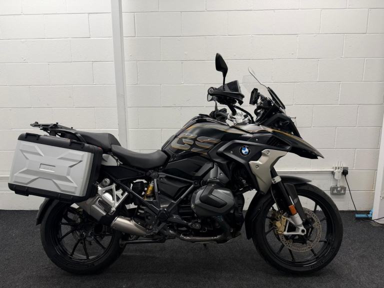 BMW R 1250 GS ADVENTURE EXCLUSIVE TE ** BMW LUGGAGE- RIDER MODES -FULL HISTORY**