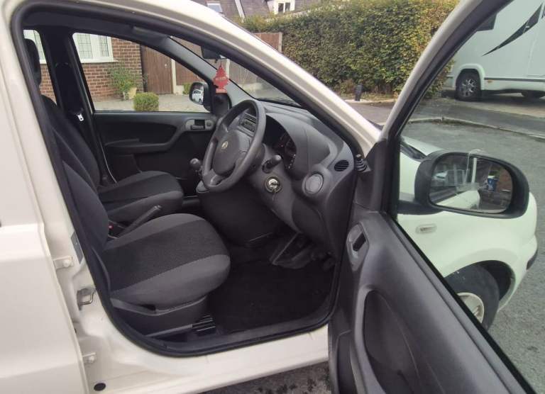 1 Previous owner. Very low mileage. £35 Car Tax. 2010 Fiat Panda Active Eco 1.1 Petrol Manual 5 dr