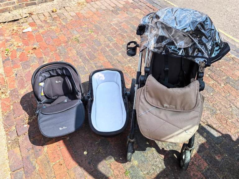 Silver Cross Pram and Car Seat Travel System – Good Condition - Absolute Bargain