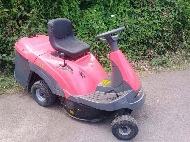 Castle garden ride on mower 