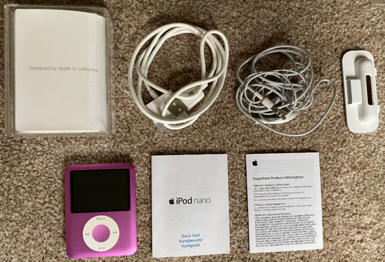 iPod Nano 8gb, pink, 3rd generation, in collectors condition