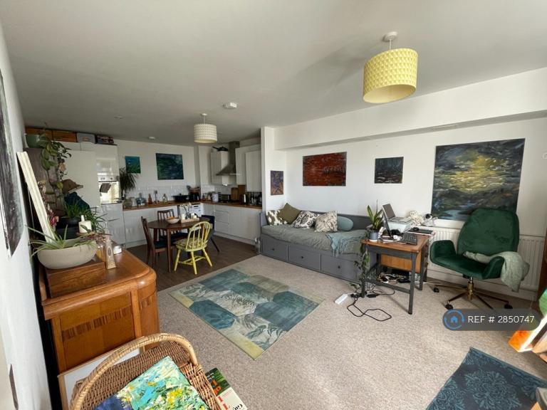 1 bedroom flat in Barns Road, Oxford, OX4 (1 bed) (#2850747)