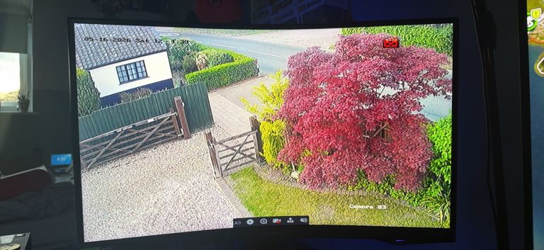 Samsung Odyssey G7 27” 240hz 1440p