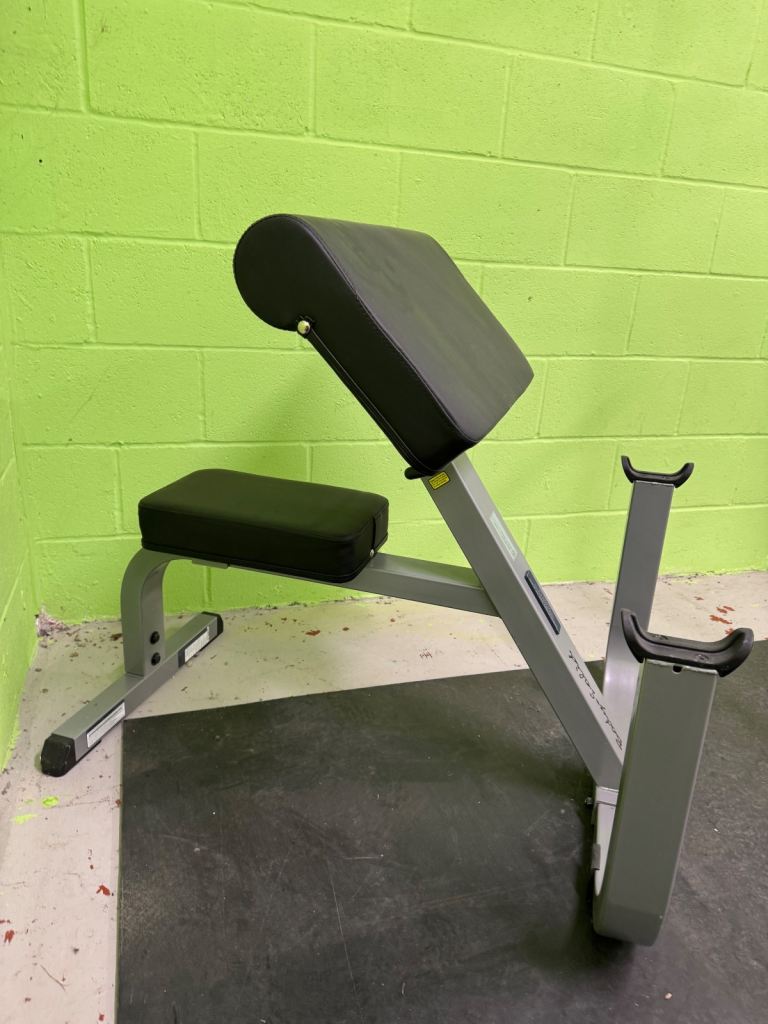 Body-Solid Preacher Curl Bench + EZ Bar 