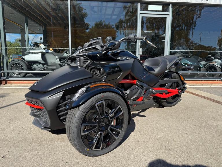 2025 Can-Am Spyder F3s 6 speed semi auto trike in black