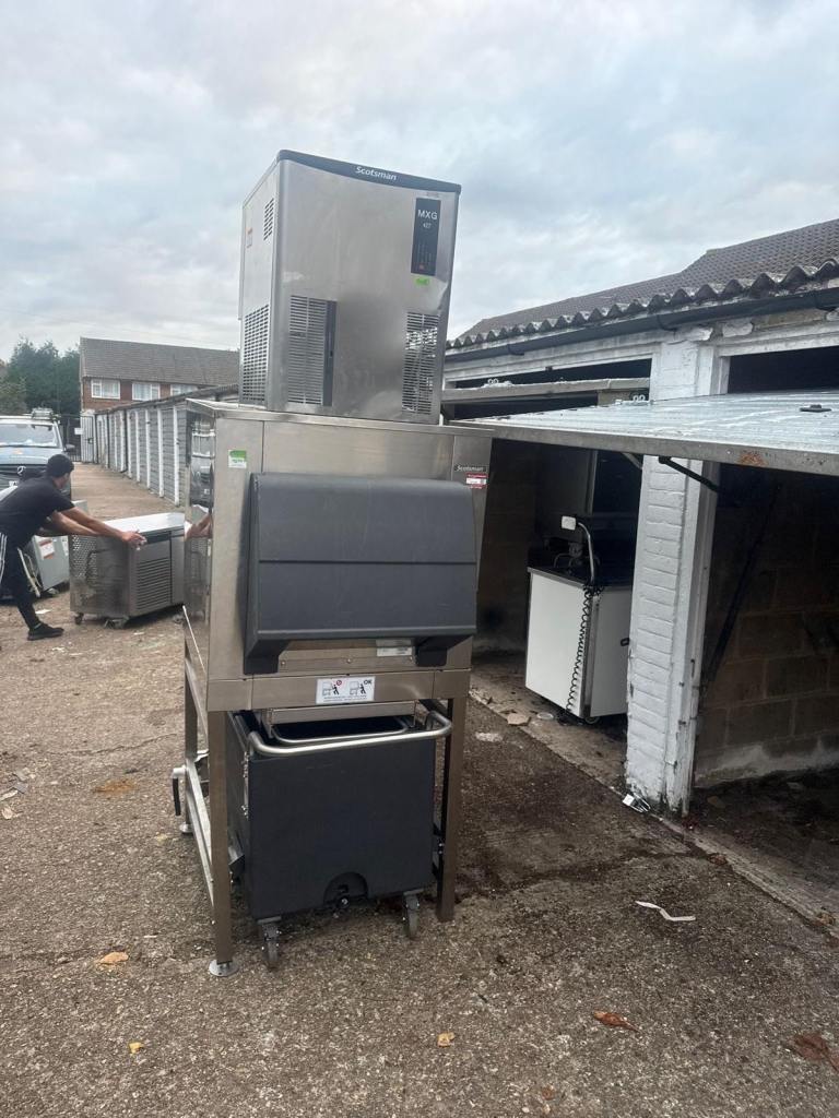 Commercial Scotsman ice machine pub bar factory restaurant takeaway 