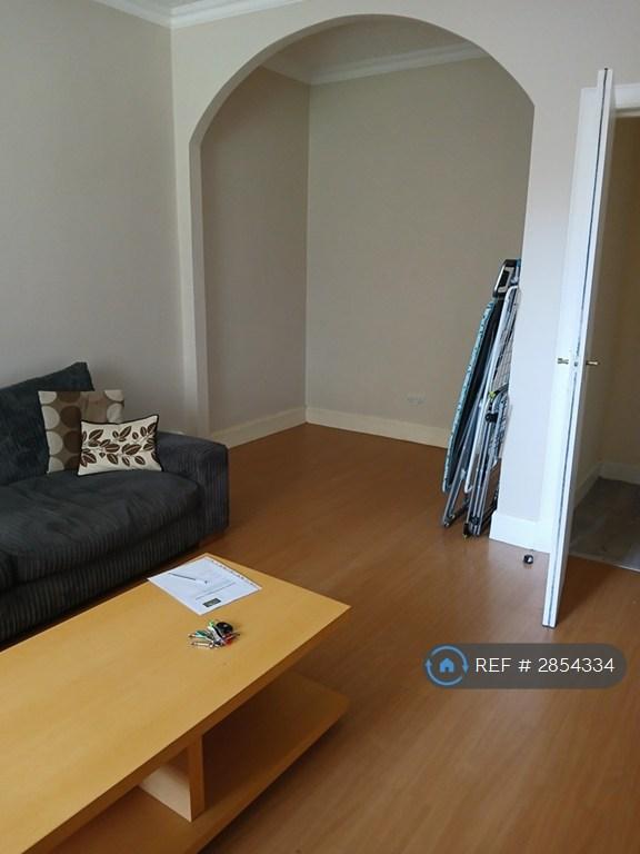 1 bedroom flat in Bruce St, Stirling, FK8 (1 bed) (#2854334)