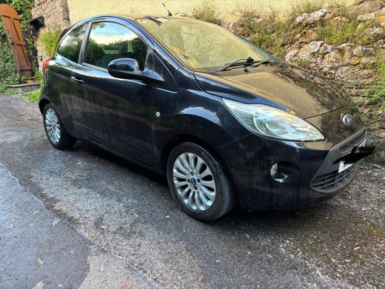 Ford, KA, Hatchback, 2010, Manual, 1242 (cc), 3 doors