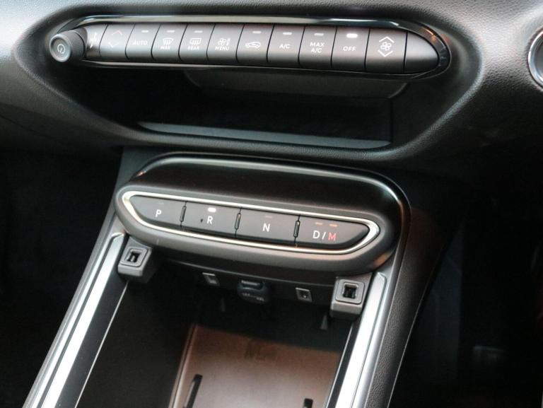 2025 Fiat 600 1.2 Hybrid 48V 136 La Prima 5dr eDCT-6 HATCHBACK PETROL Automatic