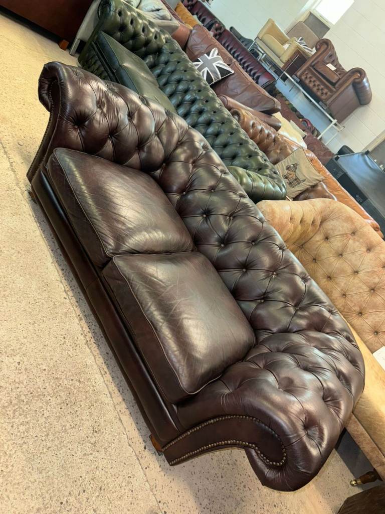 Real leather Chesterfield sofa settee Deliv Poss
