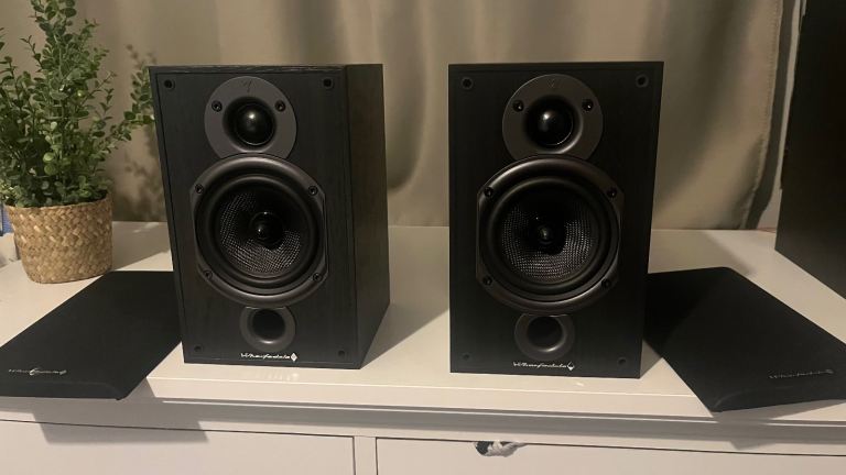 Wharfedale bookshelf speakers 