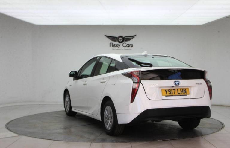 TOYOTA PRIUS 1.8 VVT-h Business Edition CVT Euro 6 (s/s) 5dr 2017