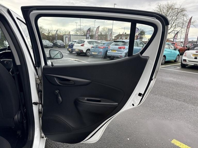 2016 Vauxhall Viva 1.0 SE 5dr [A/C] HATCHBACK PETROL Manual