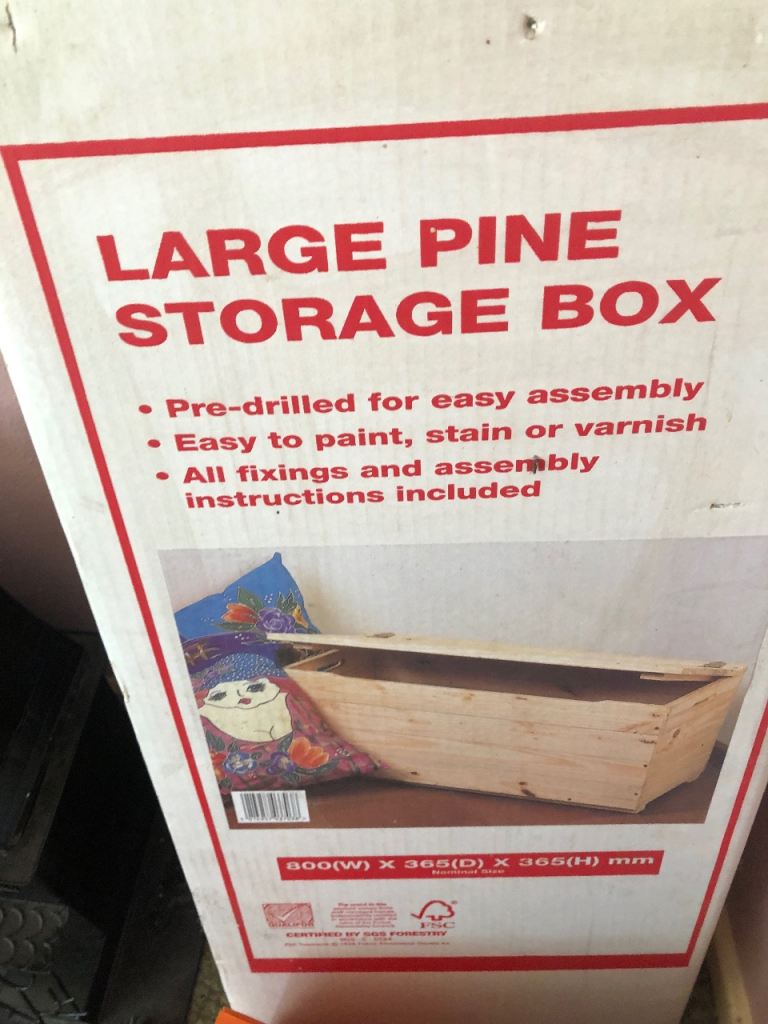 Large Pine Storage Box – New, Flat-Packed