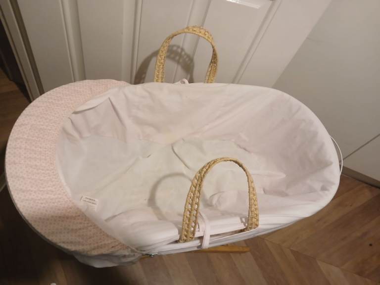 Moses basket 