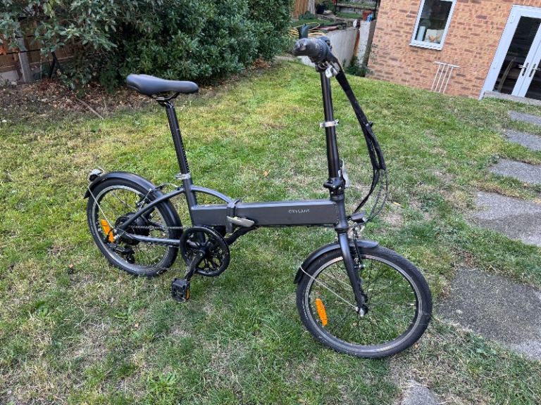 Oxylane B'Twin Folding Electric Bike –DEAD BATTERY  Good Condition 