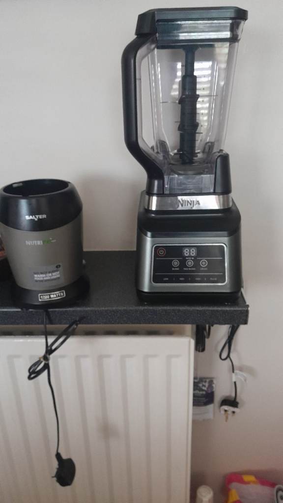 Ninja Food Blender – Good Working Condition
