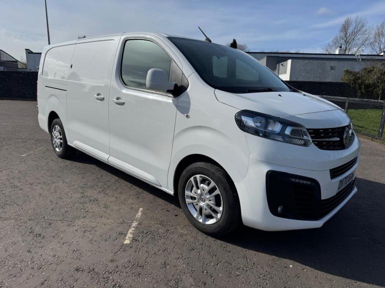 VAUXHALL VIVARO 1.5 Turbo D 2900 Sportive 2020