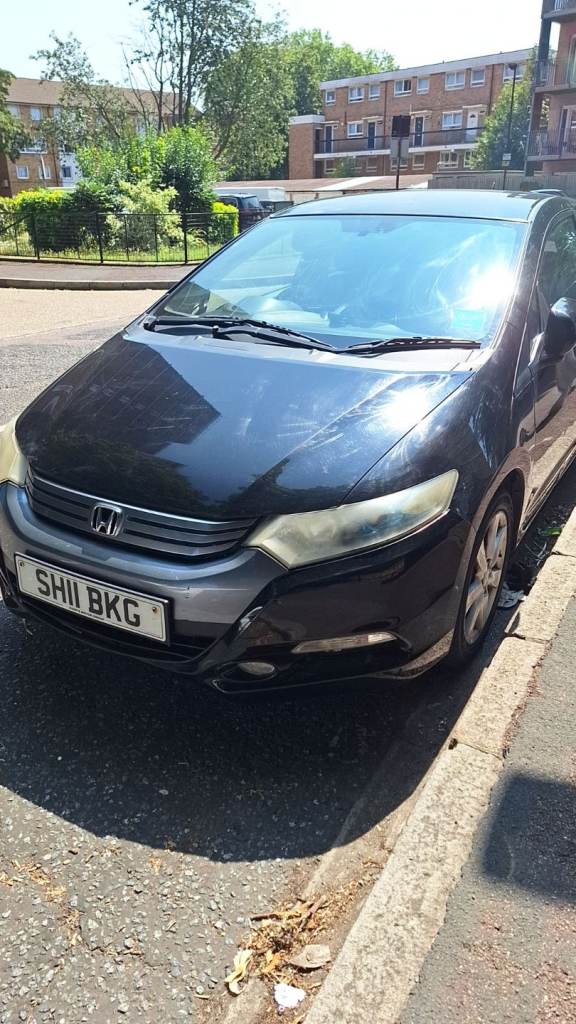 2011 Honda Insight Hybrid Automatic – Black – £1,500