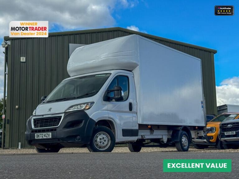 2022 Peugeot Boxer XLWB L4 Luton Bluehdi 335 Air Con Tail Lift EURO 6 SELECT Luton Diesel Manual