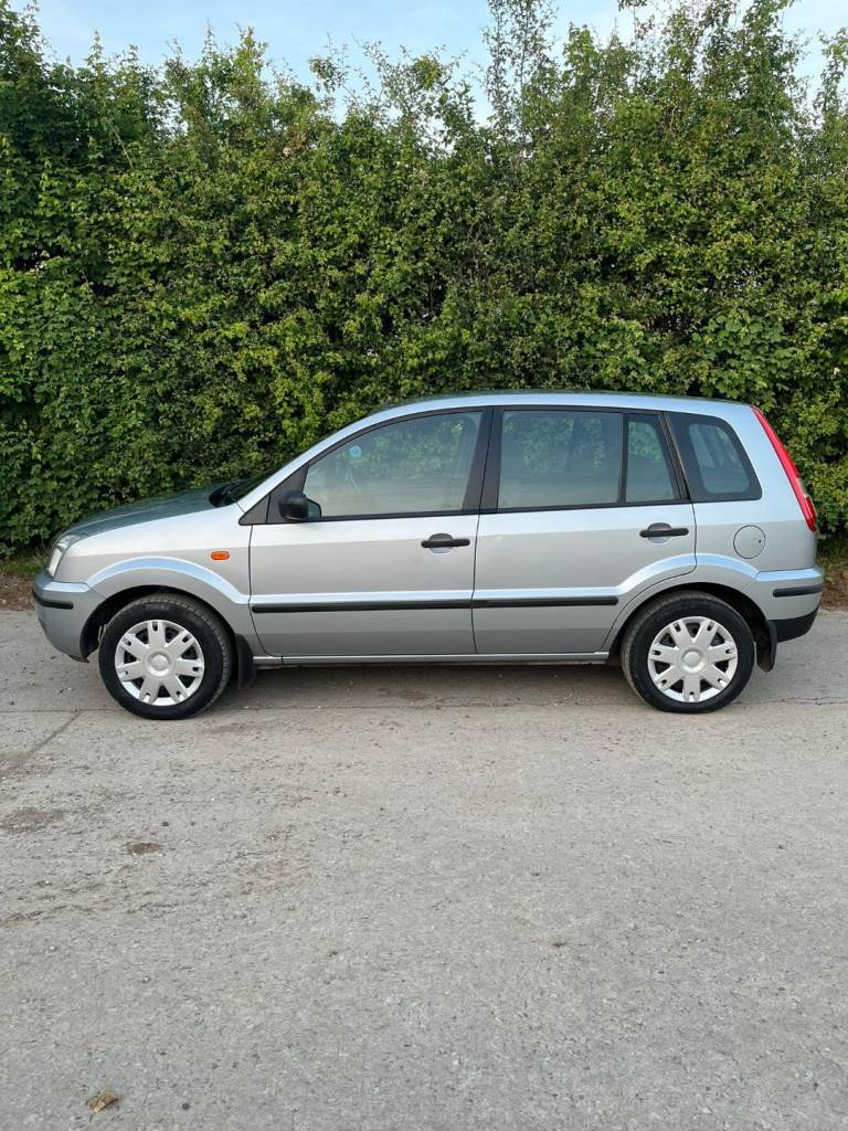 Low mileage 2005 Ford, FUSION, Hatchback, Manual, 1388 (cc), 5 doors