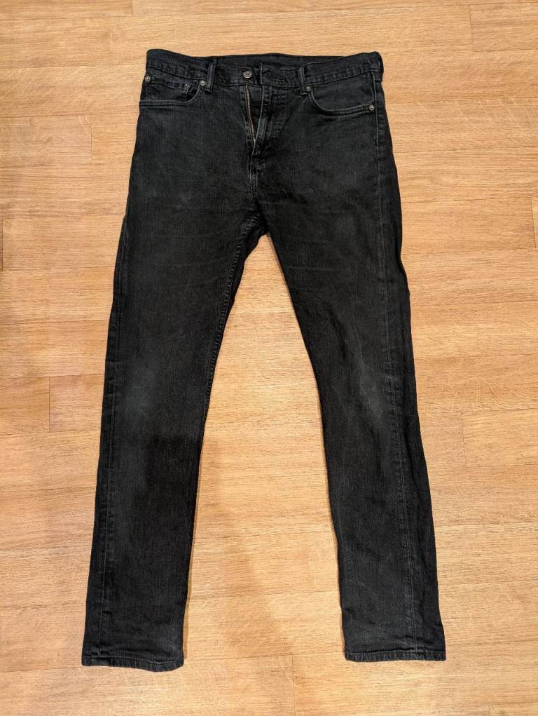Black Levi's men's jeans 34W 34L