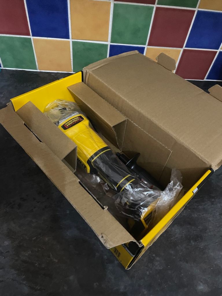 Dewalt angle grinder 
