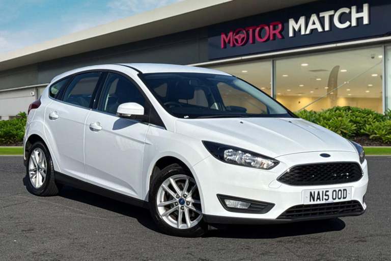 2015 Ford Focus 1.6 Zetec Powershift Euro 6 5dr Hatchback PETROL Automatic