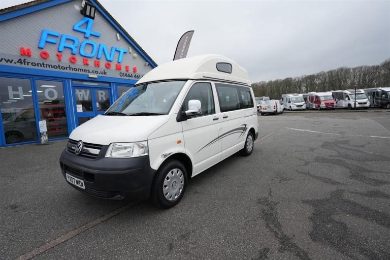 Leisuredrive Crusader VOLKSWAGEN 2/4 BERTH 4 TRAVEL SEAT CAMPERVAN